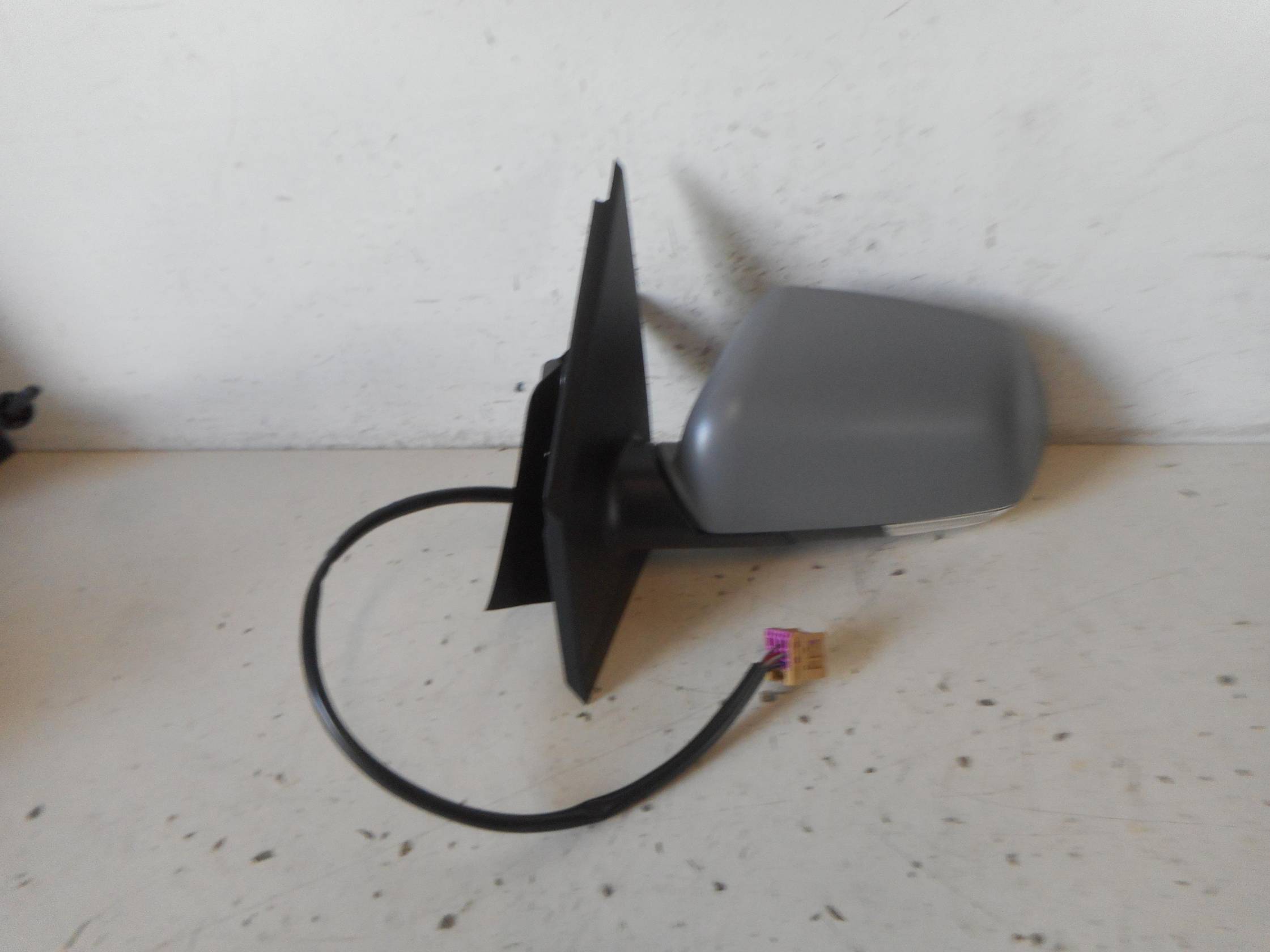 Retrovisore est. regolaz. elettr. sx.